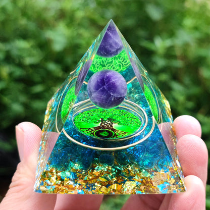 Amethyst Orgone Pyramid: Energy & Healing