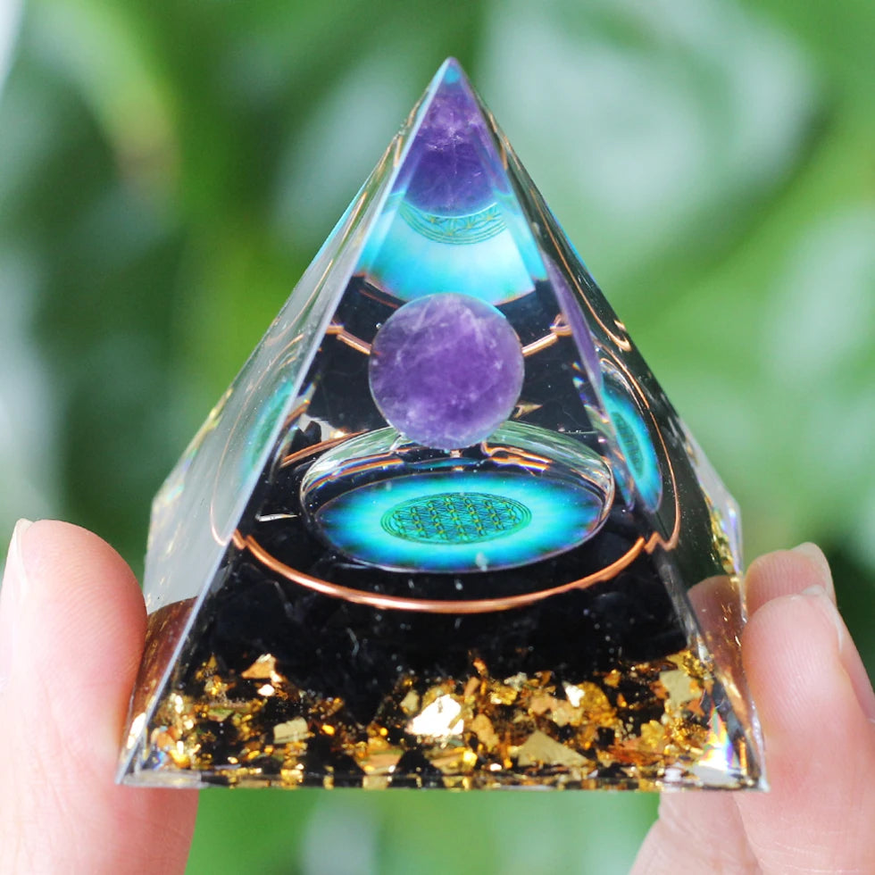 Amethyst Orgone Pyramid: Energy & Healing